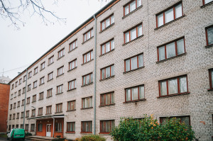 current gallery thumbnail